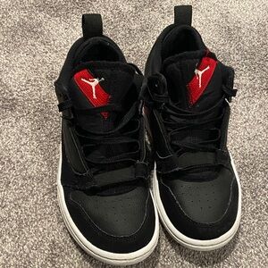 Jordan Fadeaway | Size 4.5Y | Black/White/Red AO1331-016